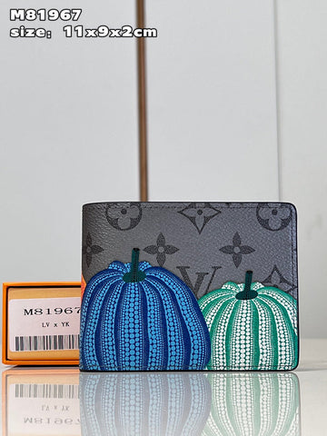 ES - LOV Wallet - 013