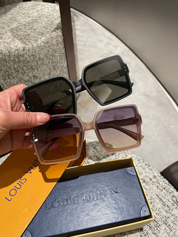ES - LOV SunglaES - 158