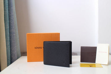 ES - LOV Wallet - 988