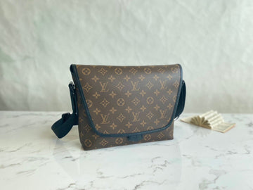 ES - LOV Women Bag - 3003