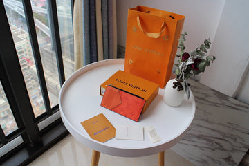 ES - LOV Wallet - 324