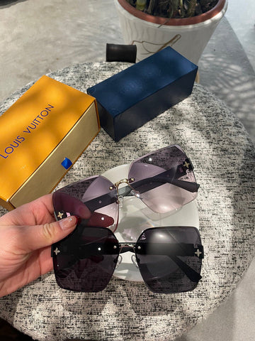 ES - LOV SunglaES - 156