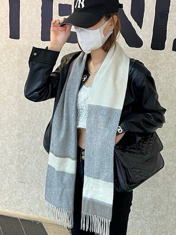 ES - LOV Scarf - 233