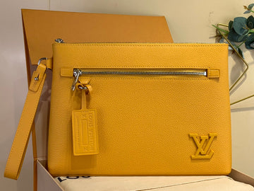 ES - LOV Women Bag - 388