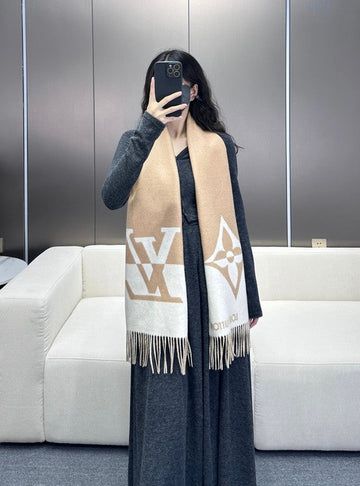 ES - LOV Scarf - 210