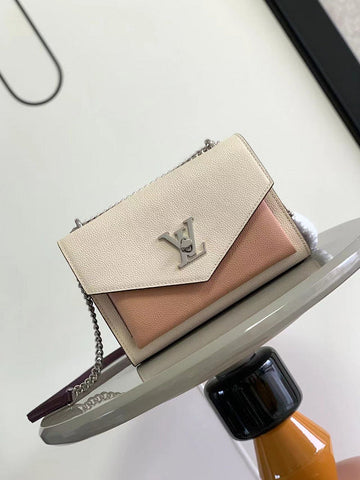 ES - LOV Women Bag - 2499