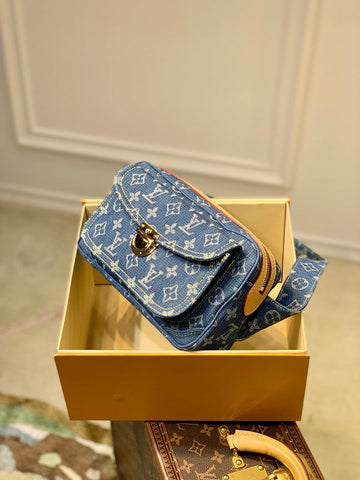 ES - LOV Women Bag - 2630