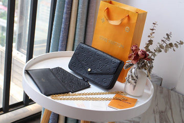 ES - LOV Wallet - 1006