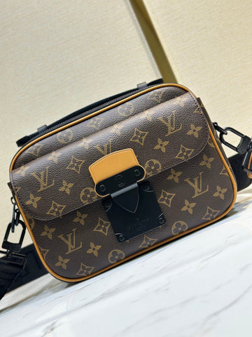 ES - LOV Women Bag - 032