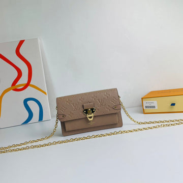 ES - LOV Wallet - 635