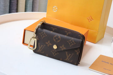 ES - LOV Wallet - 1081