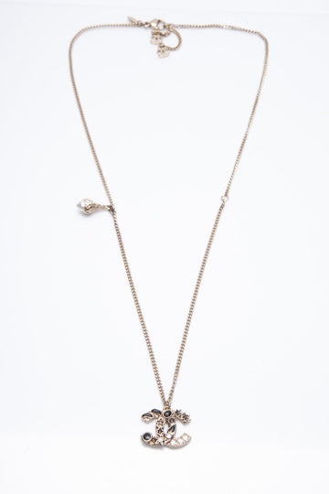 CHANEL CC Logo Pearl Crystal and Resin NSSklace