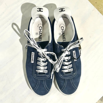 Chanel Cruise Suede Calfskin Low Top Sneakers size38.5 TWS
