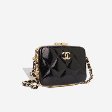 Small Patent Clutch on Chain