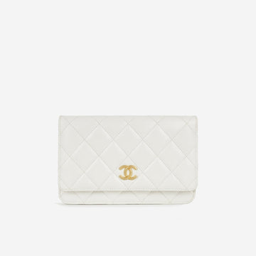 Chanel - Wallet on Chain - White Calfskin with Grommet Strap GHW -