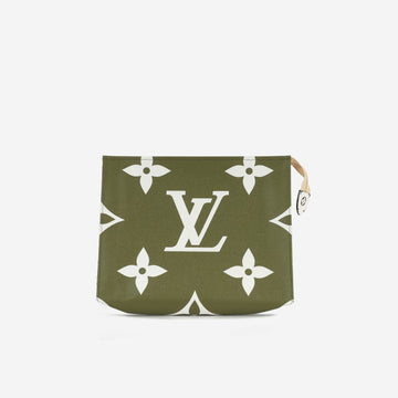 Louis Vuitton - Toiletry Pouch - Monogram Giant Khaki Canvas - Khaki / Brown / White GHW Immaculate - 2018