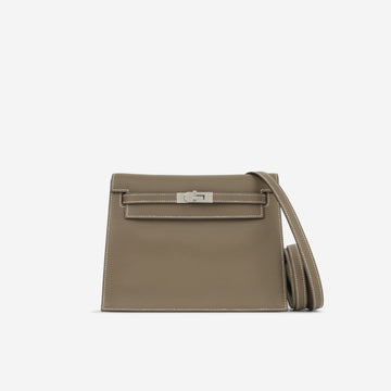 Hermès - Kelly Danse Verso - Etoupe / New White Evercolor PHW - 2024 - Brand New