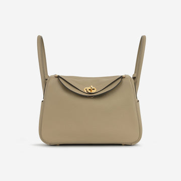 Hermès - Lindy 26 - Beige Marfa Clemence GHW - Unused - 2023