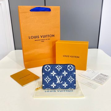 ES - LOV Wallet - 1402