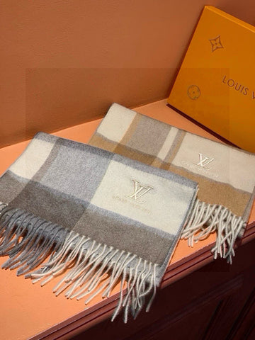 ES - LOV Scarf - 231