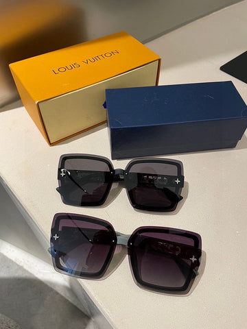 ES - LOV SunglaES - 034
