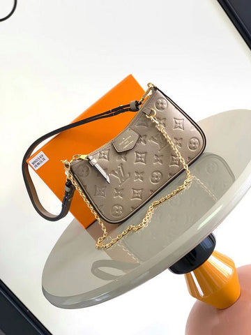 ES - LOV Women Bag - 2309