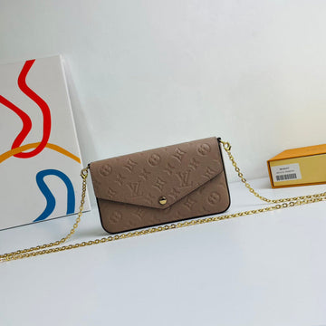 ES - LOV Wallet - 437