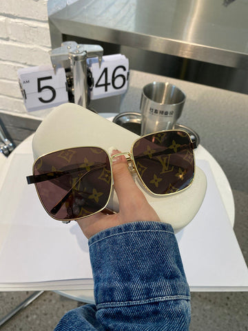 ES - LOV SunglaES - 213