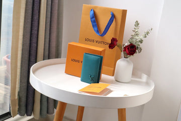 ES - LOV Wallet - 306