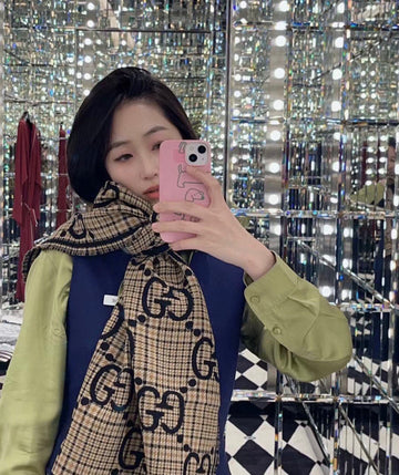 ES - GUKI Scarf - 158