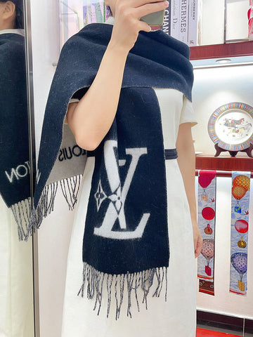 ES - LOV Scarf - 043
