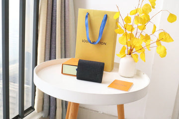 ES - LOV Wallet - 730