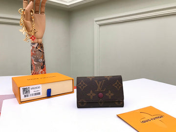 ES - LOV Wallet - 149