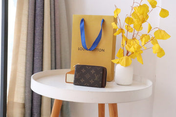 ES - LOV Wallet - 087
