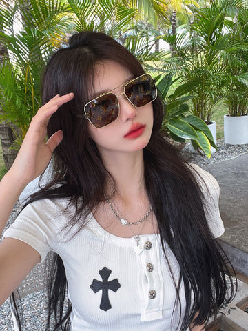 ES - LOV SunglaES - 225