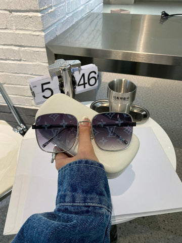 ES - LOV SunglaES - 112