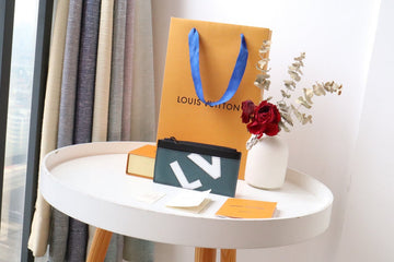 ES - LOV Wallet - 287