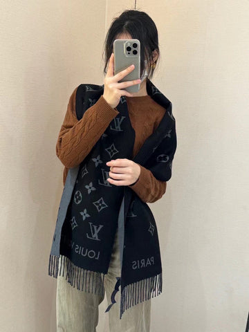 ES - LOV Scarf - 055