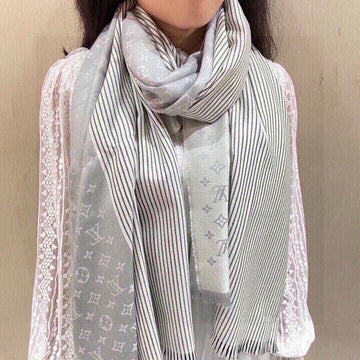 ES - LOV Scarf - 064