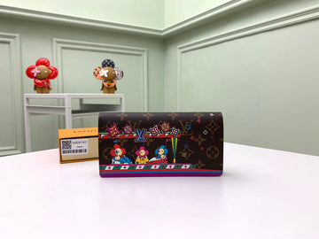 ES - LOV Wallet - 205