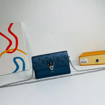 ES - LOV Wallet - 1345