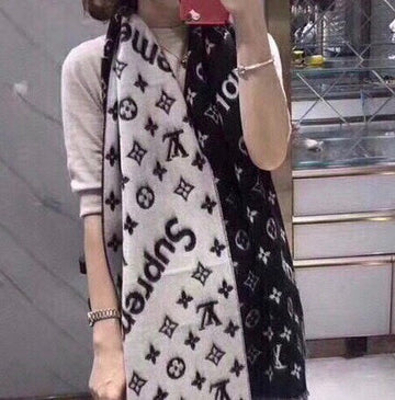 ES - LOV Scarf - 175