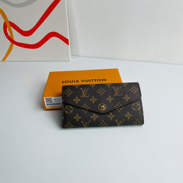 ES - LOV Wallet - 1159