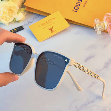ES - LOV SunglaES - 024