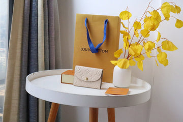 ES - LOV Wallet - 745