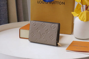 ES - LOV Wallet - 747