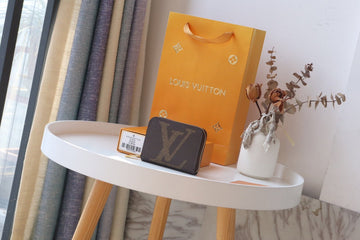 ES - LOV Wallet - 1088