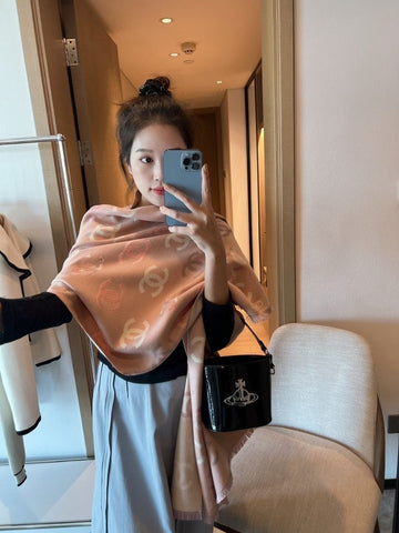 ES - LOV Scarf - 025