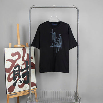 ES - LOV Clothes - 389