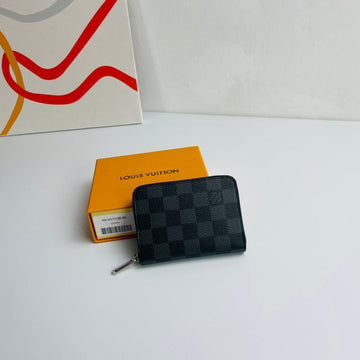 ES - LOV Wallet - 360
